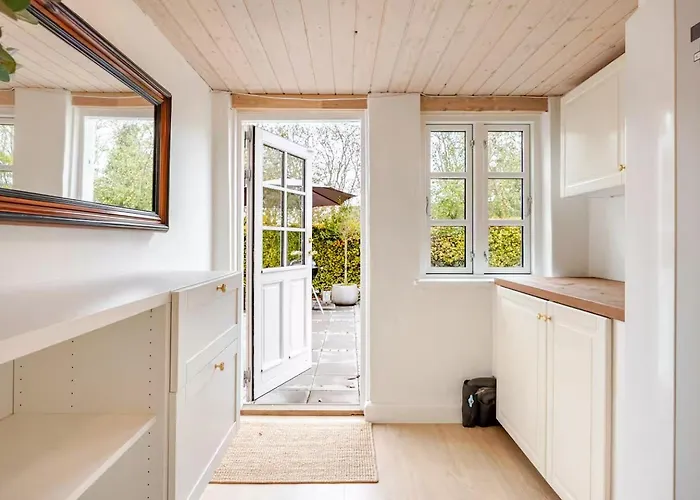 Semesterbostad Thatched Country Escape - Aarhus Lystrup